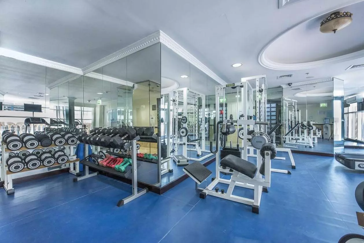 EMIRATRSGRANDAP_SHABAVIZ (5).jpg